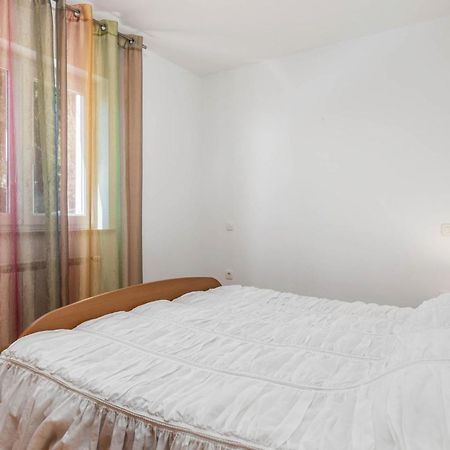 Pet Friendly Apartment In Icici With Wifi Exterior photo