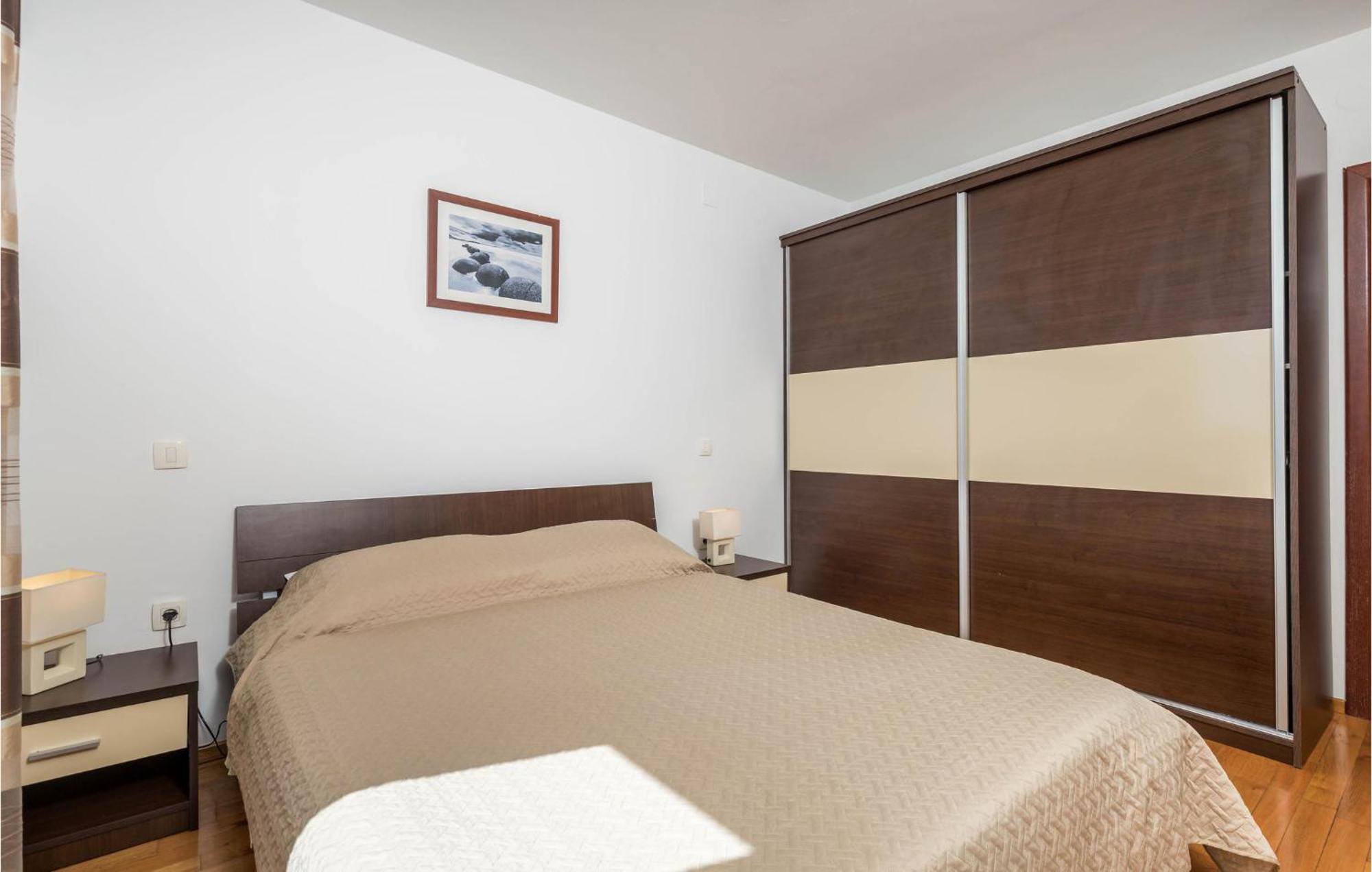 Pet Friendly Apartment In Icici With Wifi Exterior photo